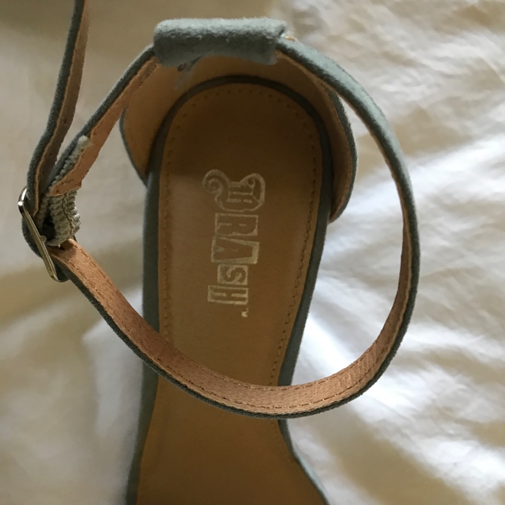 Light blue size 8 suede dress shoes